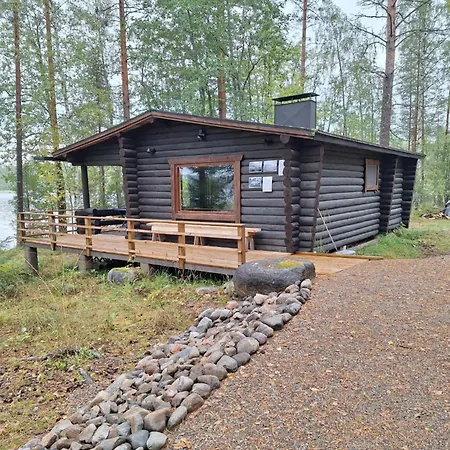 בקתה Beautiful At Saimaa, Rantamaja *